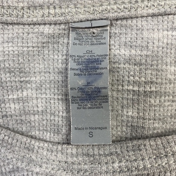Marushka Handprints Women's Rabbit & Winter Berries Long Sleeve Thermal Small - Picture 3 of 5